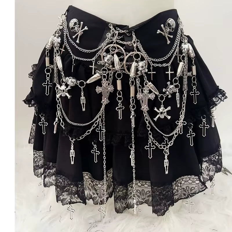 Falda Corta Punk, Gótica, Metalera con Cruces y Accesorios Metálicos