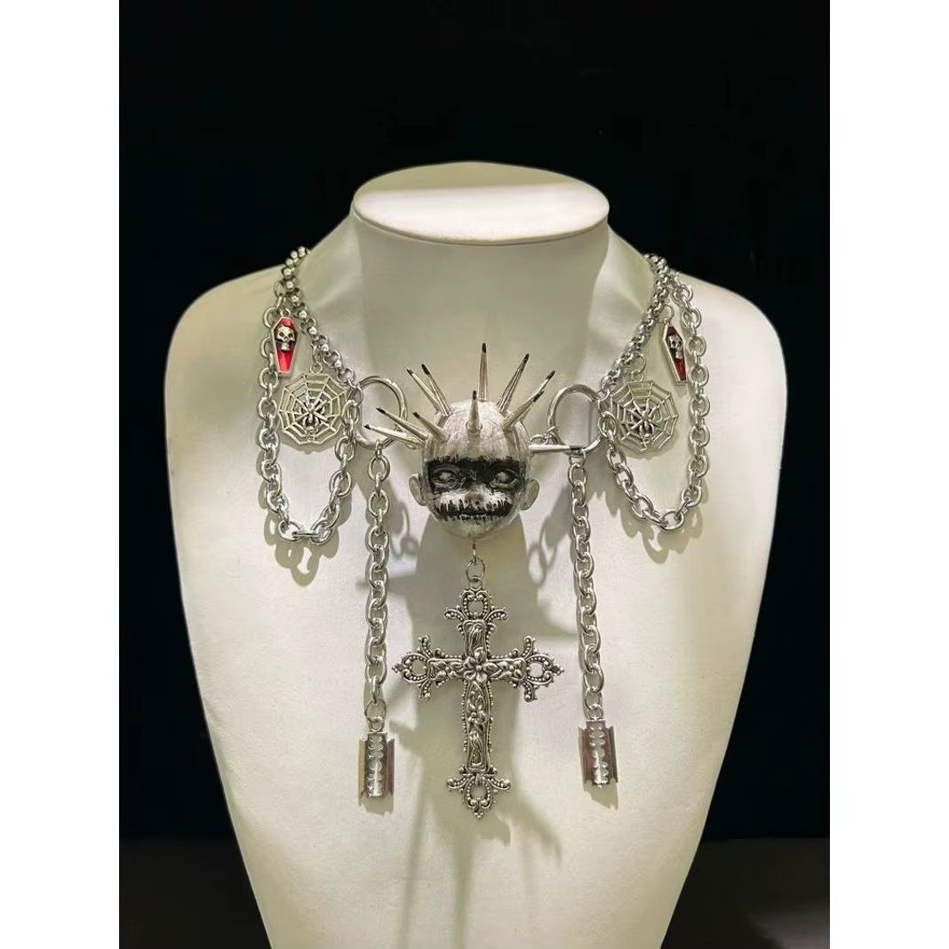 Collar gótico punk metálico con cabeza de pinchos grande, cruces, telarañas, cuchillas, ataúdes y cadenas, joyería extrema unisex