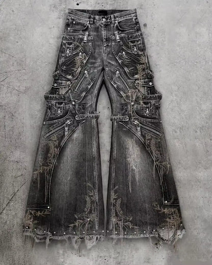 Pantalones cargo goth punk negros multibolsillos acampanados con correas cremalleras tachuelas bordes deshilachados streetwear alternativo
